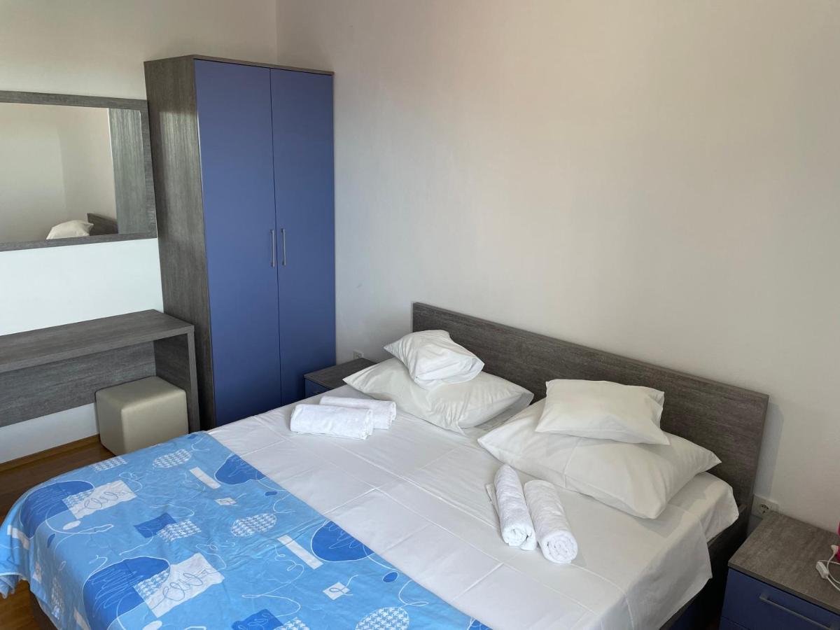 Apartments Dumina Муртер Екстериор снимка