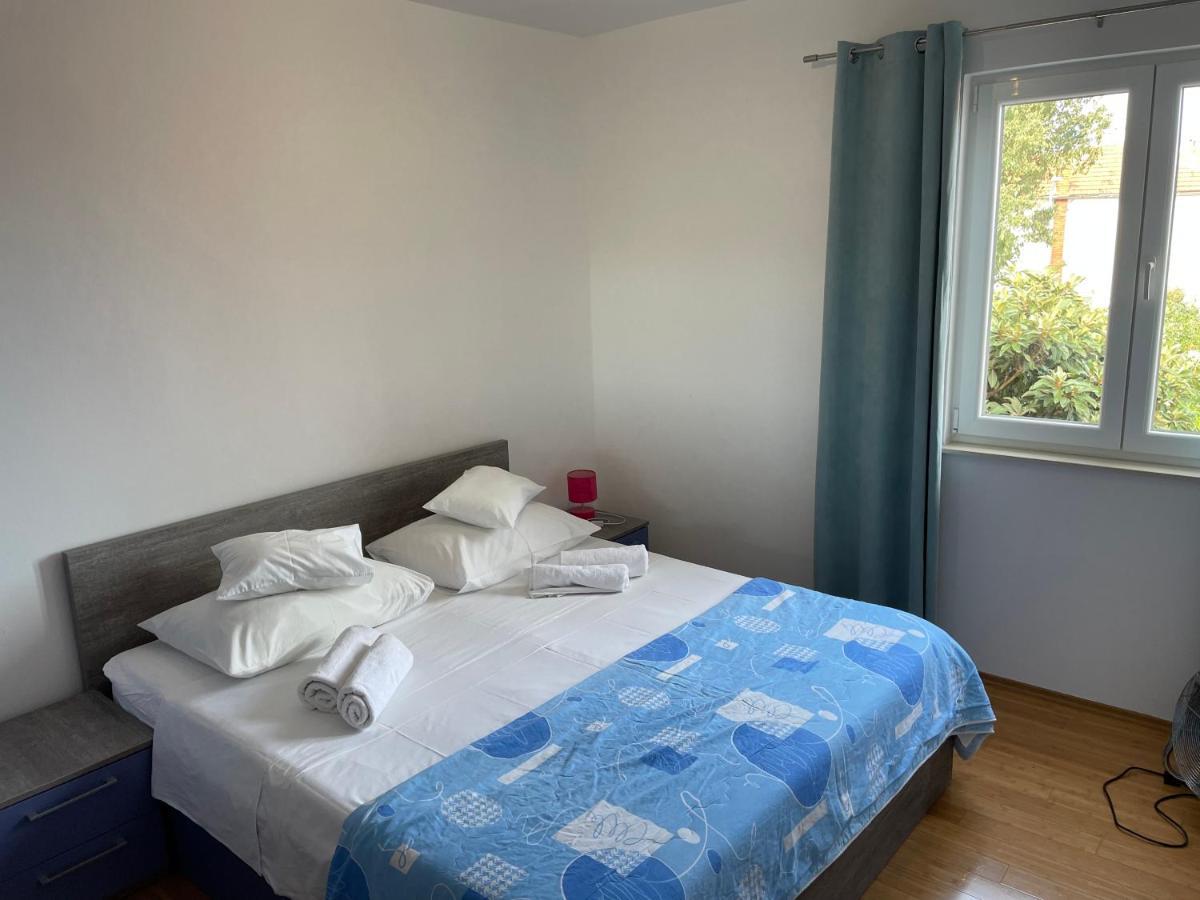 Apartments Dumina Муртер Екстериор снимка